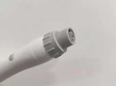 VACUUM EXTRACTION OF COMEDONES