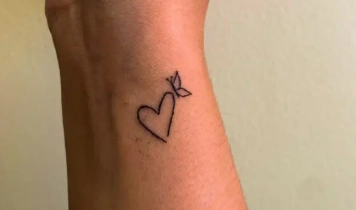 https://ladermaskinclinic.com/wp-content/uploads/2026/03/small-tattoos.webp