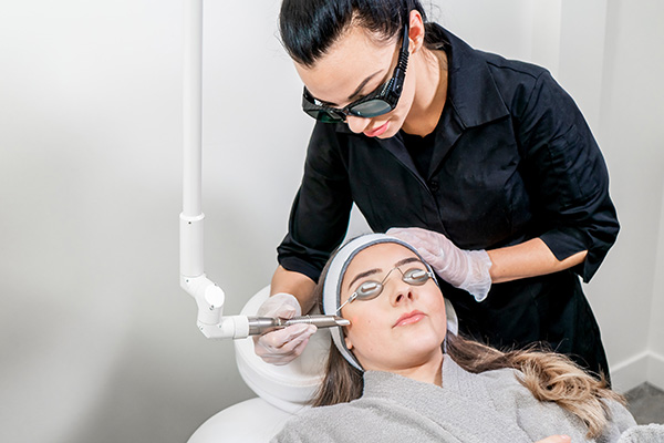 https://ladermaskinclinic.com/wp-content/uploads/2026/07/Q-Switched-NdYAG-Laser.jpg